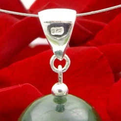 Anhänger kanadische Jade und 925 Silber, dunkelgrün, Jadeanhänger
