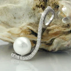 Anhänger Süßwasser Zuchtperle 7mm Bogen mit Zirkonia weiß 925 Silber