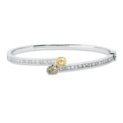 Armreif aus 750 Gold gelb/weiß/rot 40 Diamanten 2,82ct 46x52mm 4er-Krappe