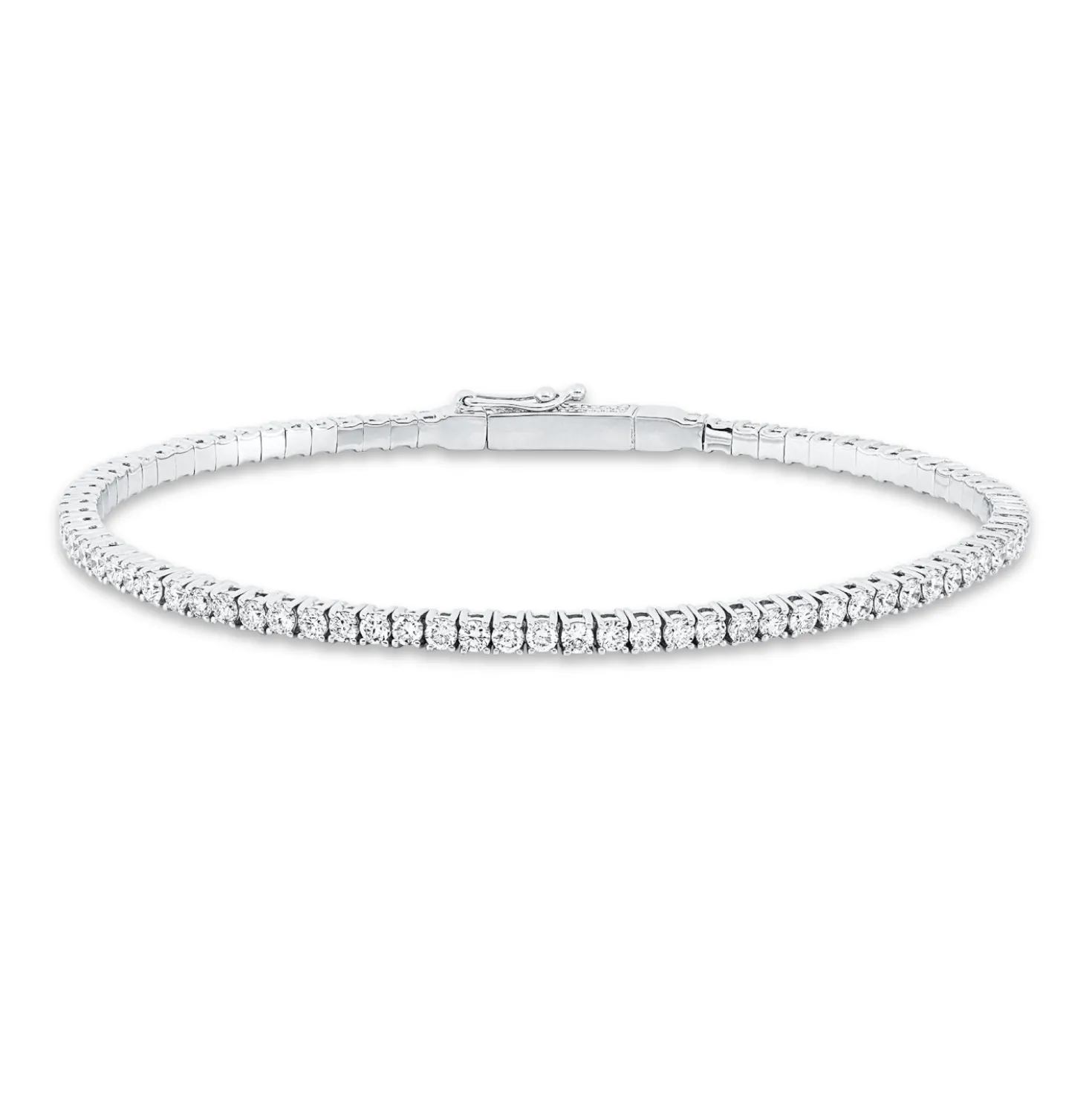 Armreif aus 750 Gold Weißgold 78 Brillanten 2,28ct TW-SI 48x58mm