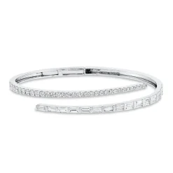 Armreif aus 750 Gold Weißgold 56 Diamanten 2,44ct TW-SI 48x55mm