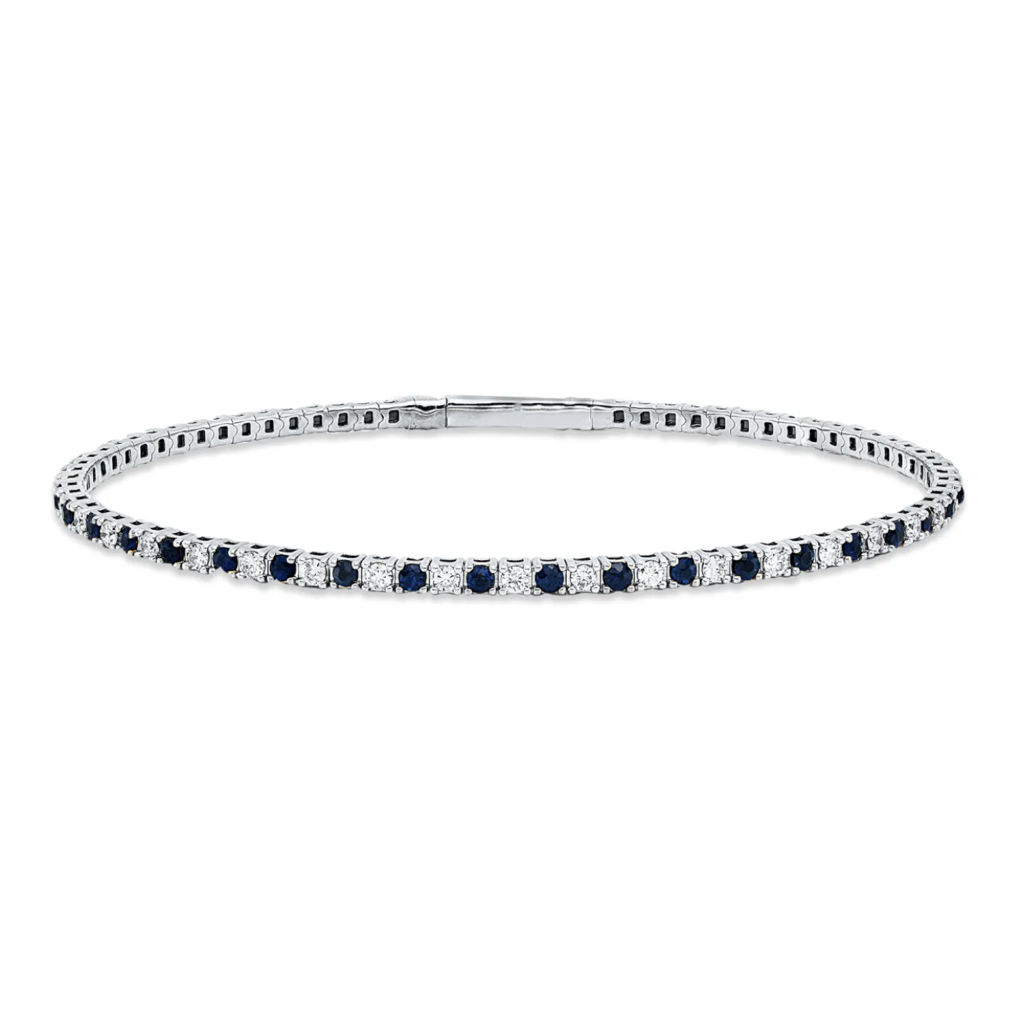 Armreif aus 750 Weißgold 38 Saphire 1,09ct blau 37 Brillanten 0,91ct TW-SI Ø58mm