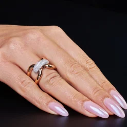 Breiter Ring aus 750 Gold rot/weiß mit Diamant-Brillanten 0,58 ct TW-SI