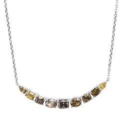 Collier aus 750 Weißgold 9 Diamanten Fanatsy-Schliff 2,78ct braun L:43,2cm