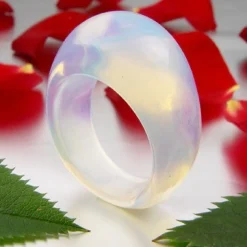 Fingerschmuck Fingerring Ring aus Opalit Mondstein mit Wölbung