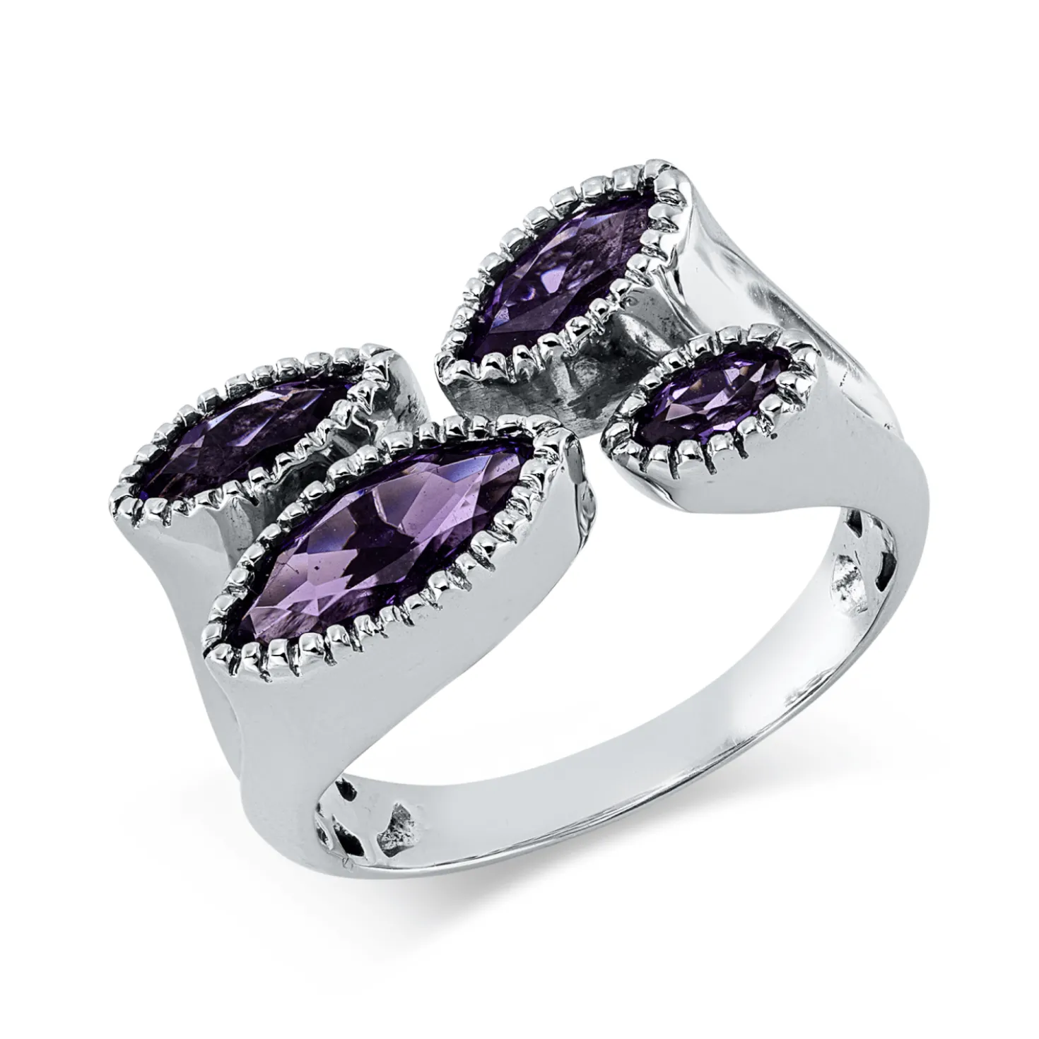 Ring aus 585 Gold Weißgold 4 Amethyste 0,65ct lila B:10,4mm