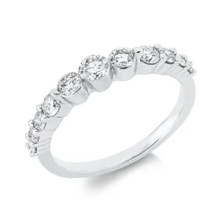Ring aus 750 Gold Weißgold 11 Diamanten 0,65ct B:3,4mm