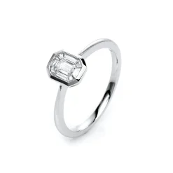 Ring aus 750 Gold Weißgold 9 Diamanten 0,32ct TW-SI B:6,3mm