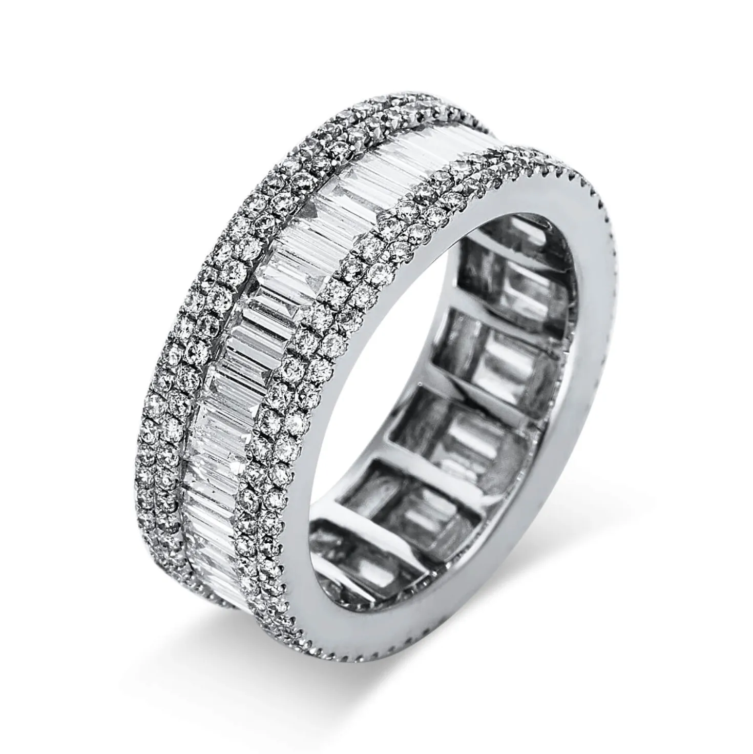 Ring aus 750 Gold Weißgold 266 Diamanten 3,11ct TW-SI B:8mm