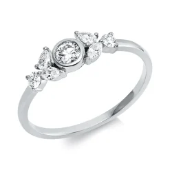 Ring aus 750 Gold Weißgold 7 Diamanten 0,4ct TW-SI B:4,9mm
