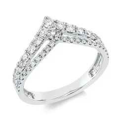 Ring aus 750 Gold Weißgold 42 Diamanten 0,53ct TW-SI B:9mm