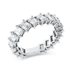 Ring aus 750 Weißgold 17 Diamanten Smaragd-Schliff 4,1ct I-VVS/VS B:5,3mm